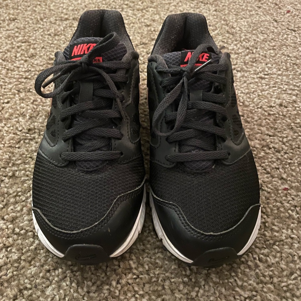 Nikes - w6 - downshifter 6 - black w/pink